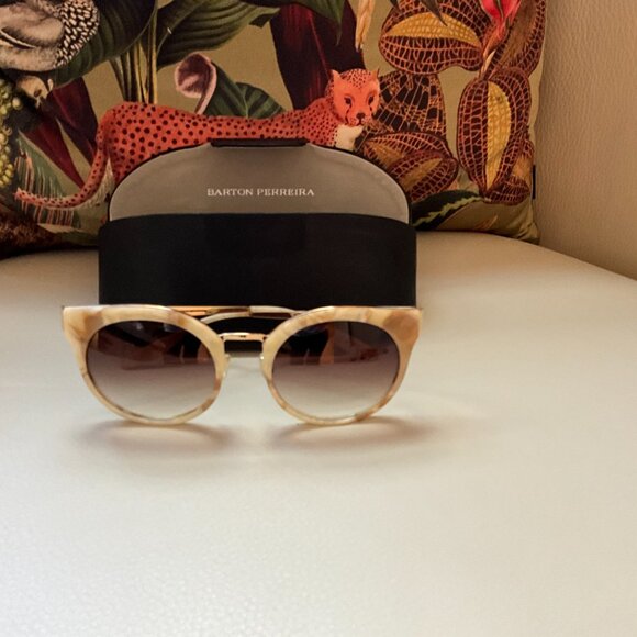 Barton Perreira Dovima White tortoise shell sunglasses main image 5